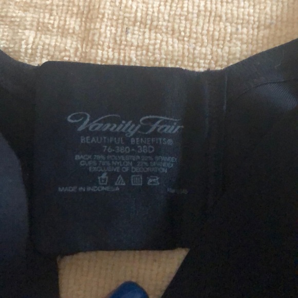 Vanity Fair full figure bras (2) - Picture 5 of 8